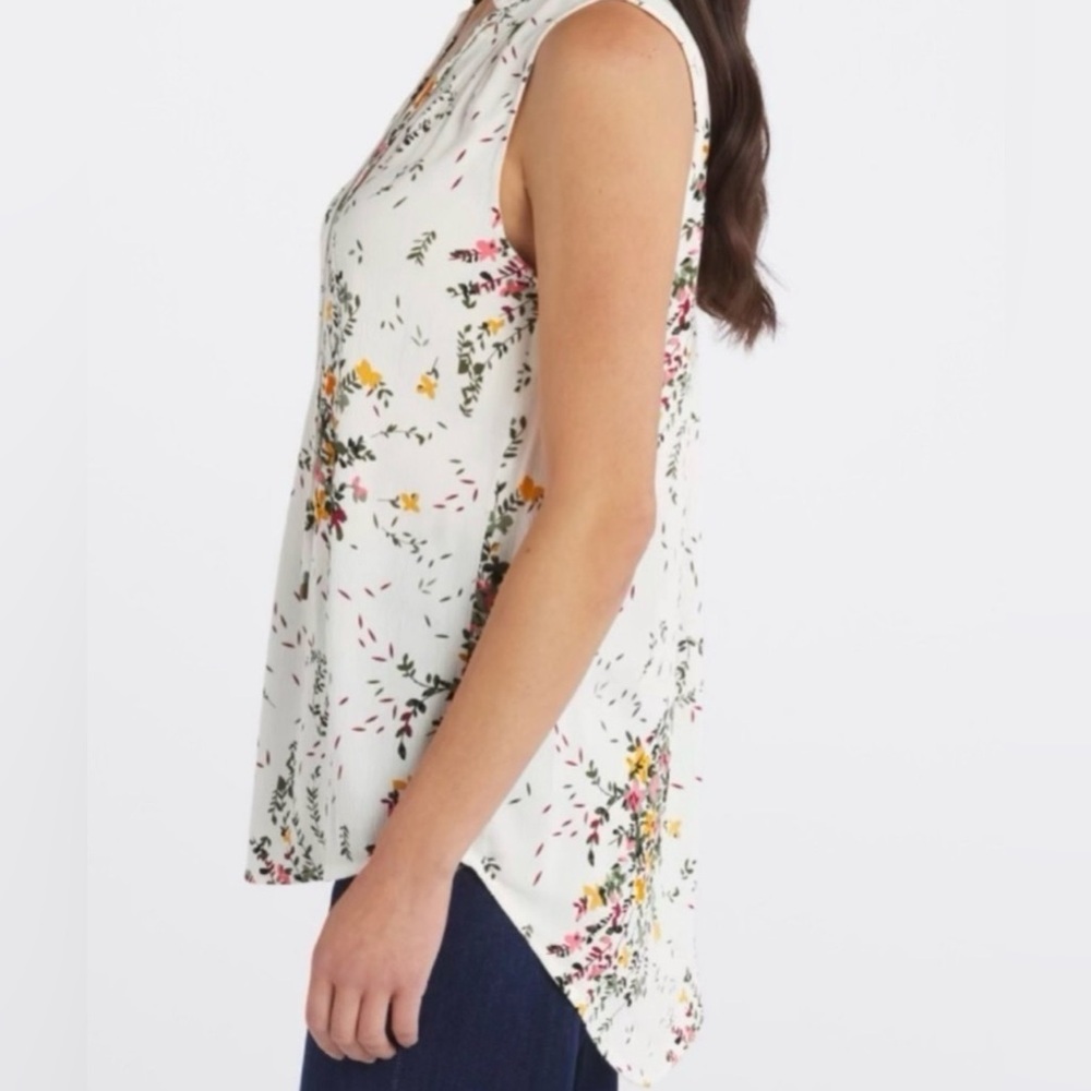 Market & Spruce Floral Sleeveless Top - Picture 3 of 6